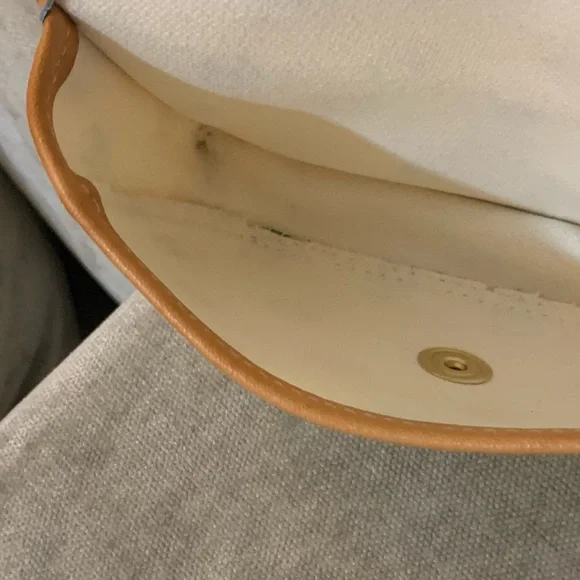 Vintage Dooney & Bourke Wristlet - Picture 2 of 9